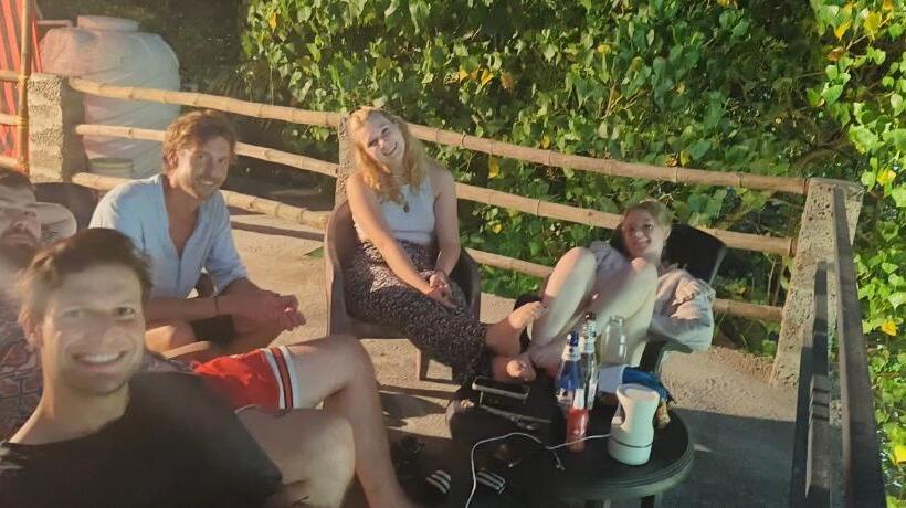 مبيت وإفطار Funky Art Beach Home