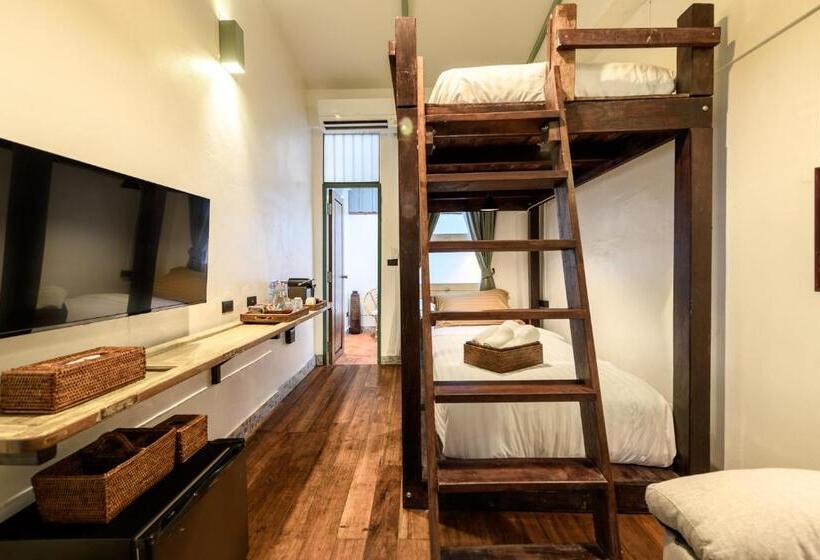 Bed and Breakfast Hanuman Boutique Stay &eatery