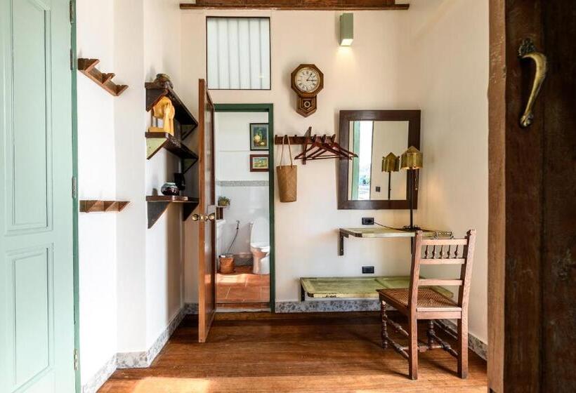 Bed and Breakfast Hanuman Boutique Stay &eatery