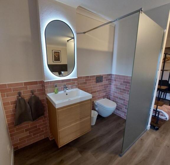 Bed and Breakfast La Cour De Grandmenil