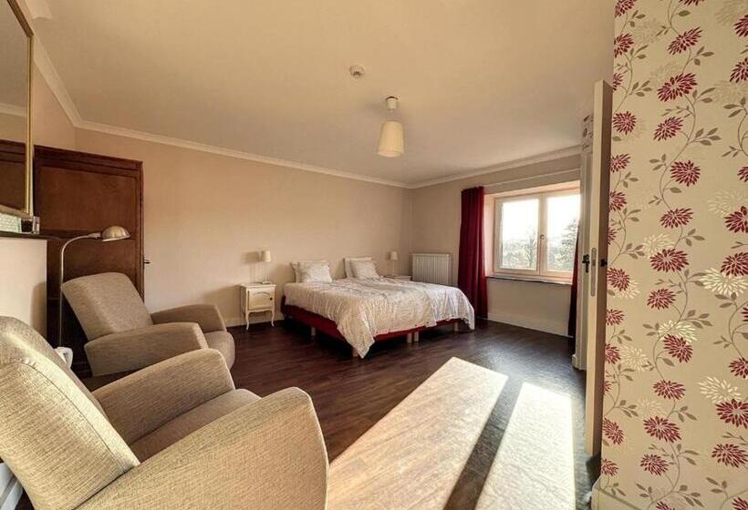 Bed and Breakfast La Cour De Grandmenil