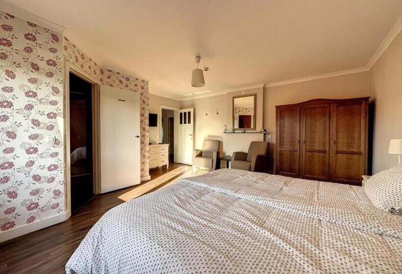 Bed and Breakfast La Cour De Grandmenil