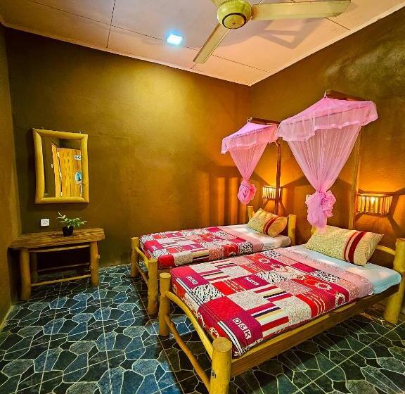 مبيت وإفطار Pam Land Eco Safari Resort