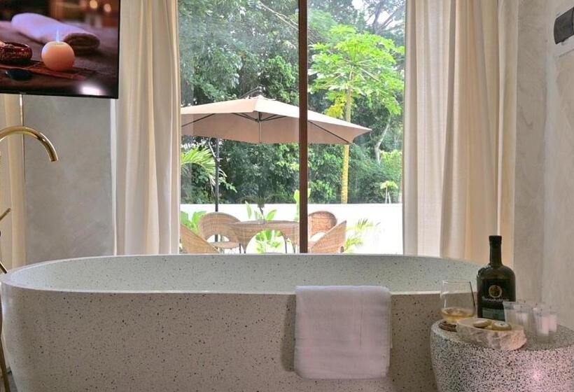 تختخواب و صبحانه Nusa Villa