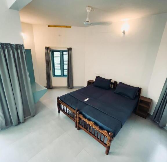 تختخواب و صبحانه Paddlecult Surf Retreat