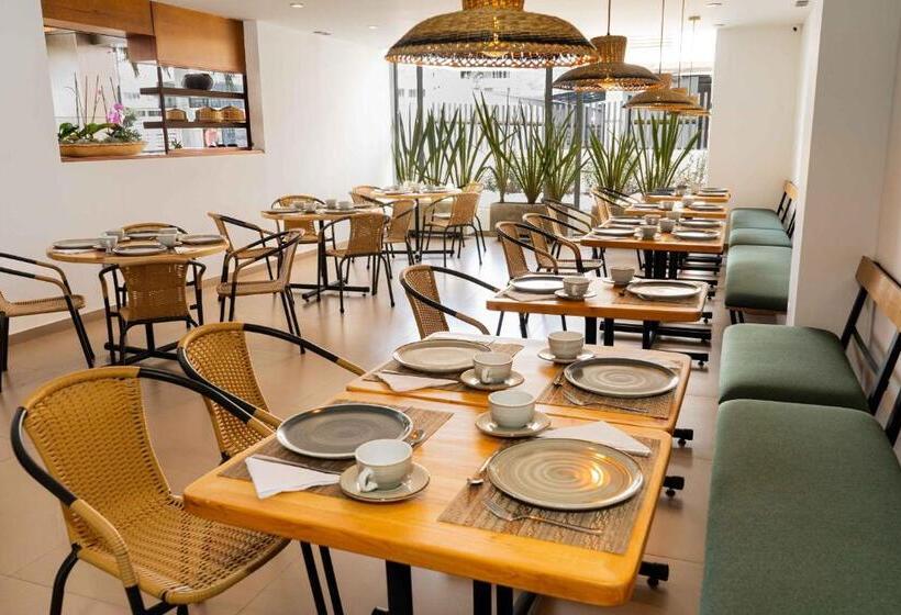 تختخواب و صبحانه Samakwā Hotel Boutique