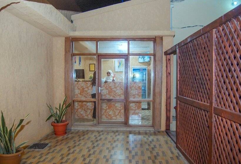 ホテル Best Point Group Zanzibar