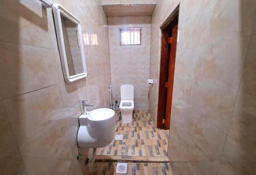 ホテル Best Point Group Zanzibar