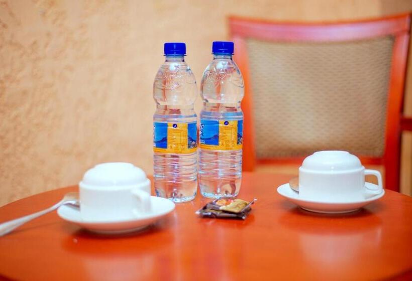 ホテル Best Point Group Zanzibar