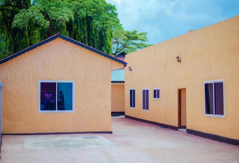 ホテル Best Point Group Zanzibar