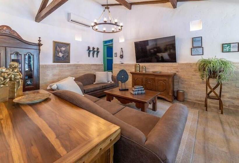 Casa Cedrela Hotel Boutique