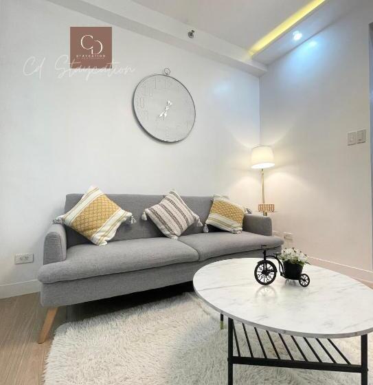 Cd Staycation   Unit 3 At Trees Residences