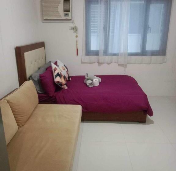 Cozy Studio In Front Of Us Embassy, Ermita, Manila