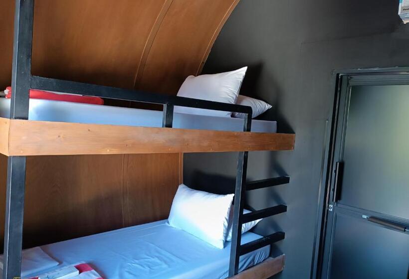 Funtasea Hotel And Beach Resort