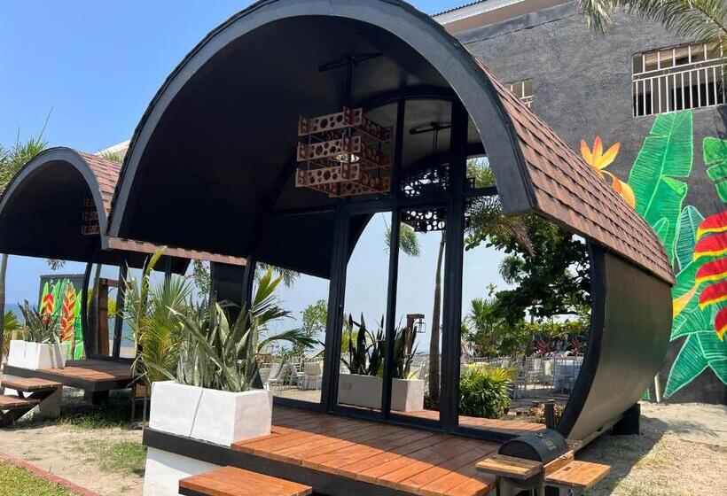 Funtasea Hotel And Beach Resort