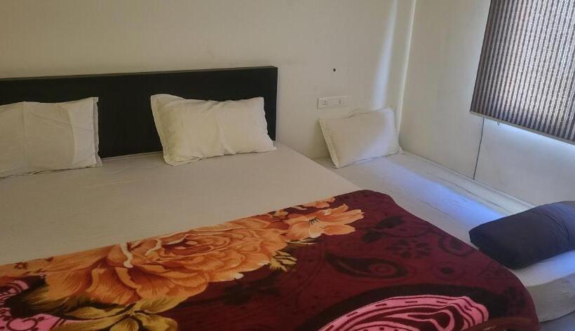 Hostel Jerusalem Kodaikanal