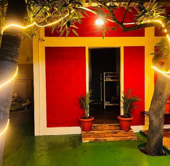 Hostel Kuruku Santhu Colive