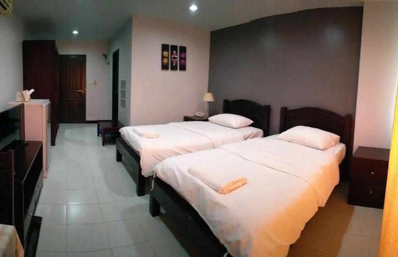 酒店 โรงแรม ศิราภา เรสซิเด้นท์ จำกัด