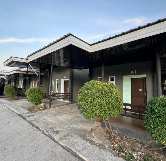 Hotel บารอนรีสอร์ทสระแก้ว