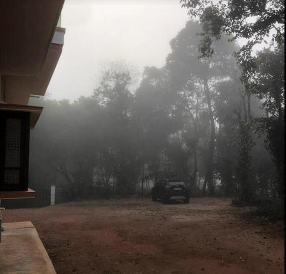 בית מלון כפרי Adis Home  With Waterfalls