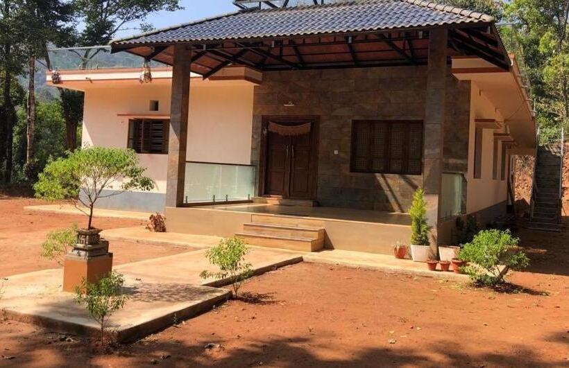 בית מלון כפרי Adis Home  With Waterfalls