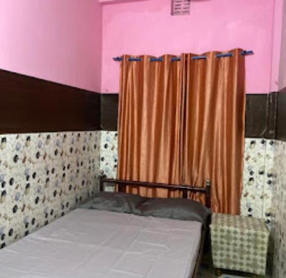 Отель Chitracoot , Siliguri