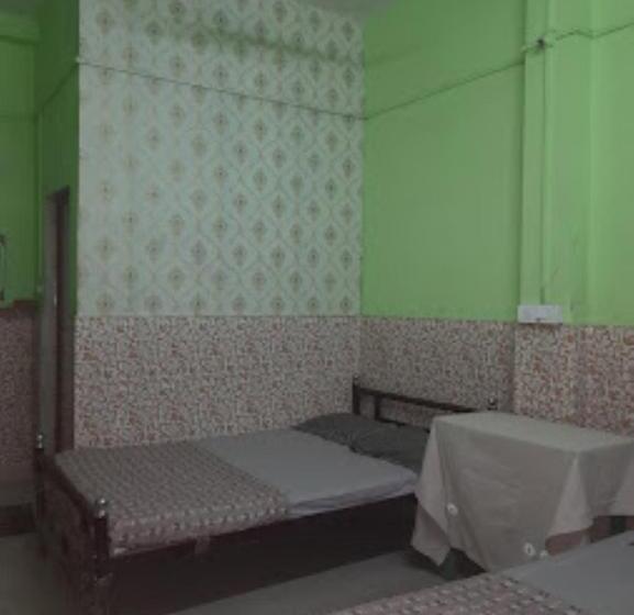 Отель Chitracoot , Siliguri