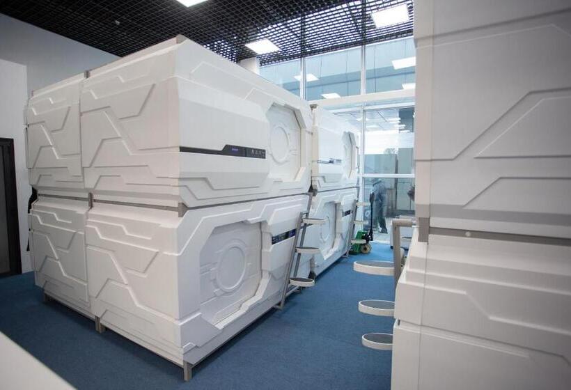 Hotel Càpsula Caps Lock