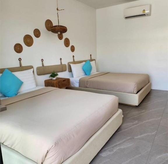 ホテル Cruises The Pool Access