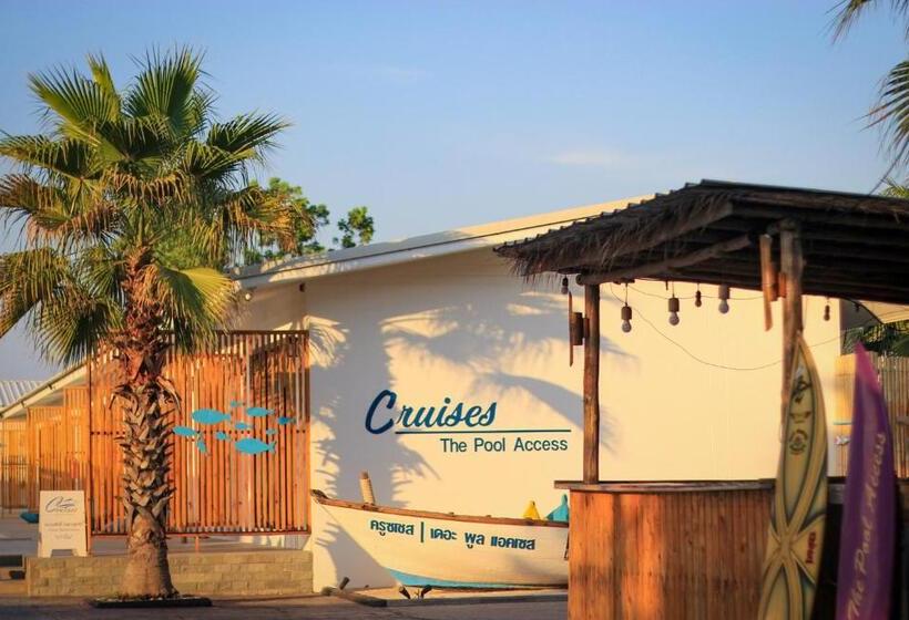 فندق Cruises The Pool Access