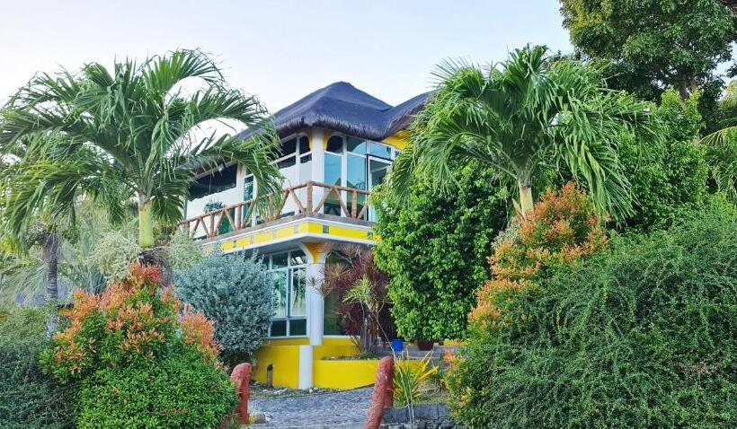 בית מלון כפרי Dreamland Paradise Resort