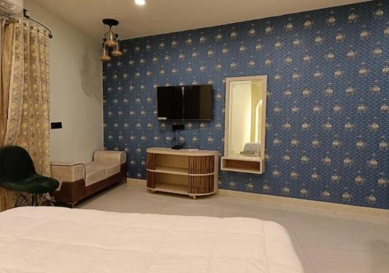 בית מלון כפרי Ganesh Inn By Bookingcare