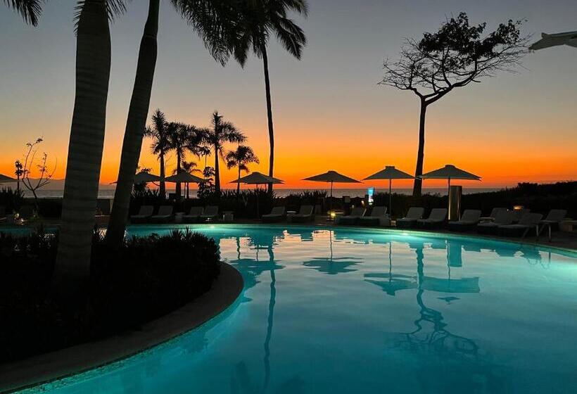 هتل Grand Luxxe With Free Golf