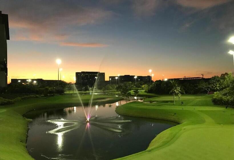 فندق Grand Luxxe With Free Golf