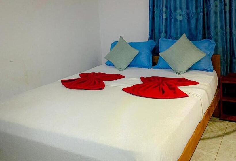 ホテル Happy Resort Yala