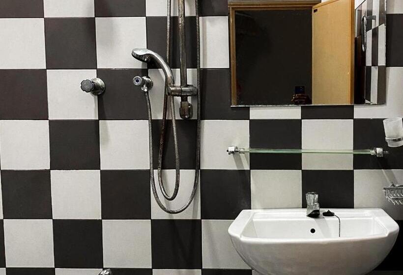 ホテル Happy Resort Yala