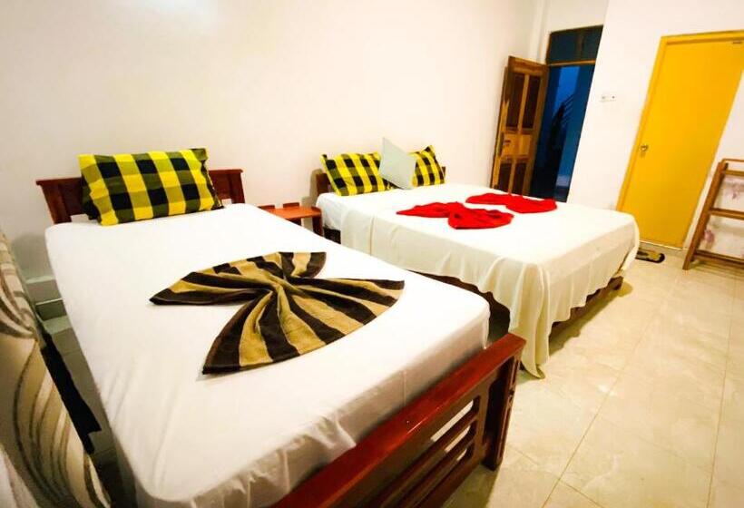 ホテル Happy Resort Yala