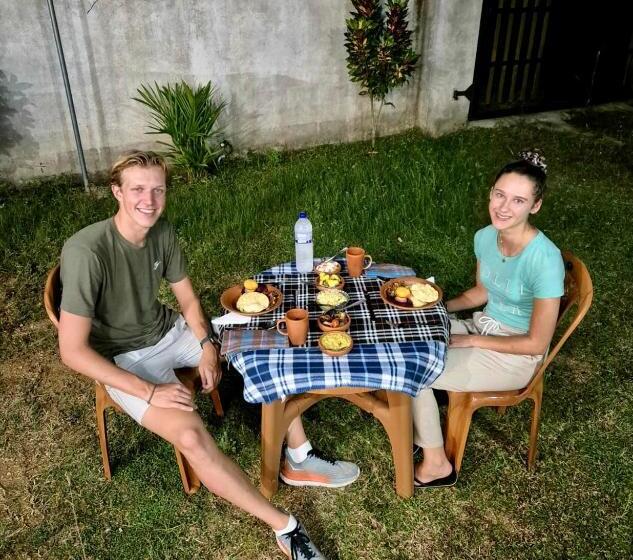 בית מלון כפרי Lucky S Homestay