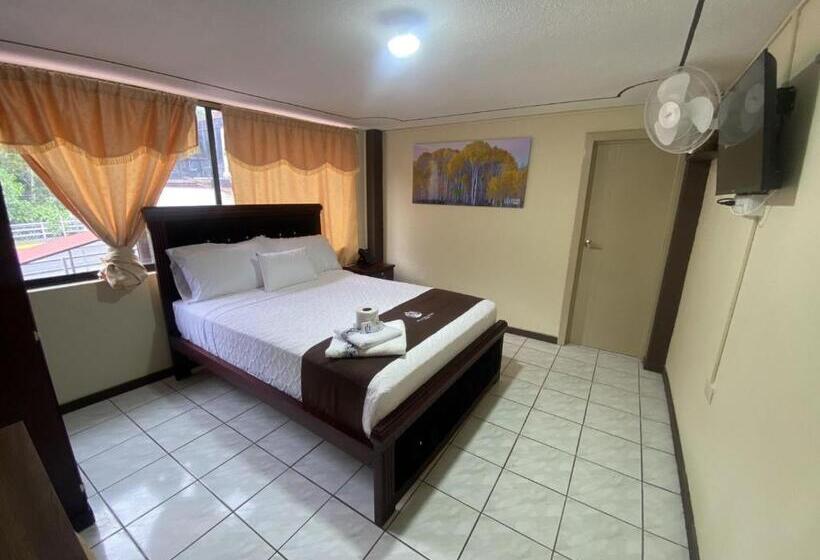 فندق Orillas Del Zamora