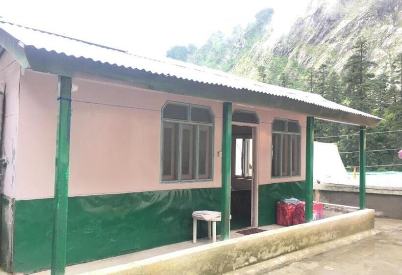 ホテル Preetam Uttarakhand