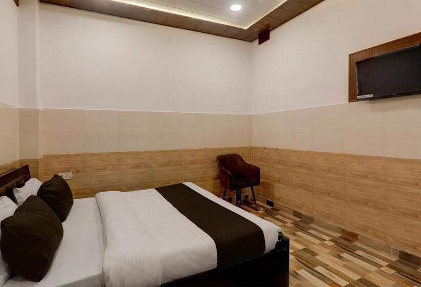 호텔 Super Collection O Queen S Palace