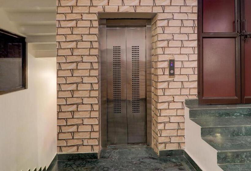 호텔 Super Collection O Queen S Palace