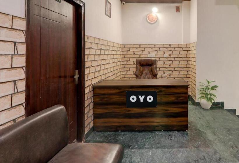 호텔 Super Collection O Queen S Palace