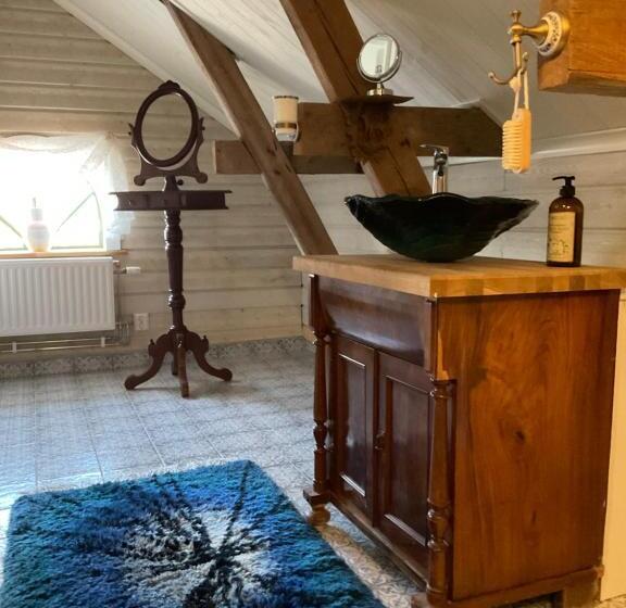 فندق Snällfäll Country Living   åkerbo Gård Charmigt Renoverad Flygel