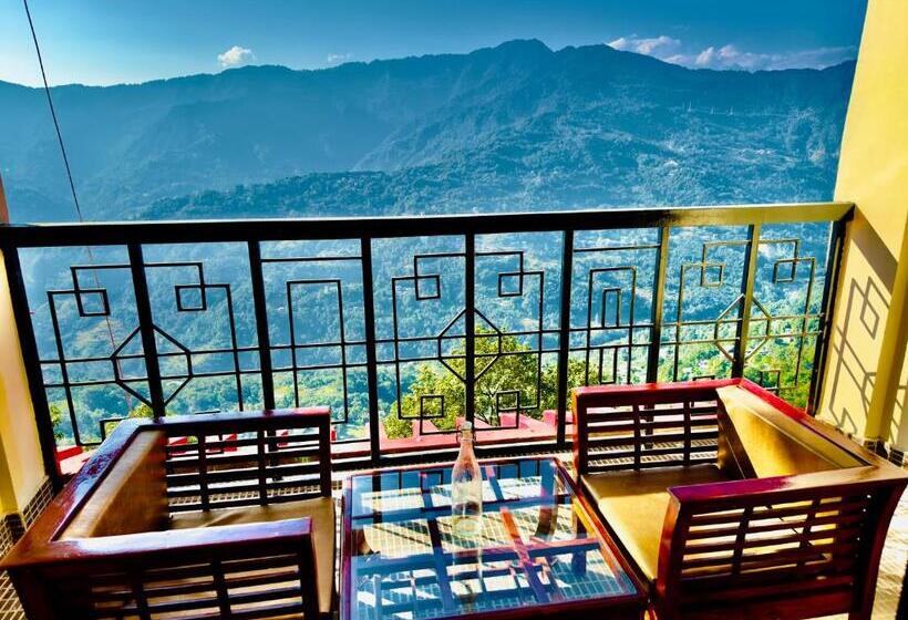 בית מלון כפרי Staynest Gangtok 100 Meter From Mall Road