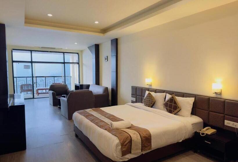 בית מלון כפרי Staynest Gangtok 100 Meter From Mall Road