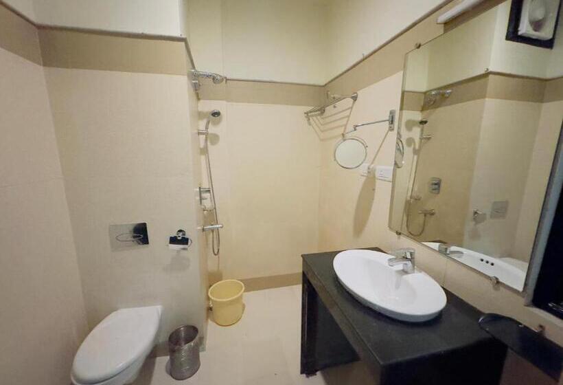 בית מלון כפרי Staynest Gangtok 100 Meter From Mall Road