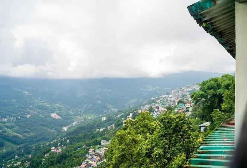 בית מלון כפרי Staynest Gangtok 100 Meter From Mall Road