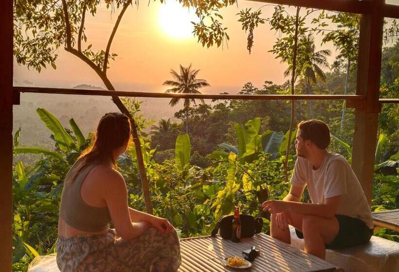 בית מלון כפרי Sz Samui Glamping