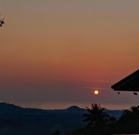 בית מלון כפרי Sz Samui Glamping